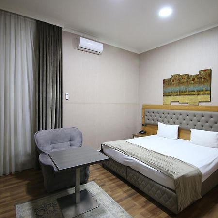 Hotel Empire Business Baku Bagian luar foto