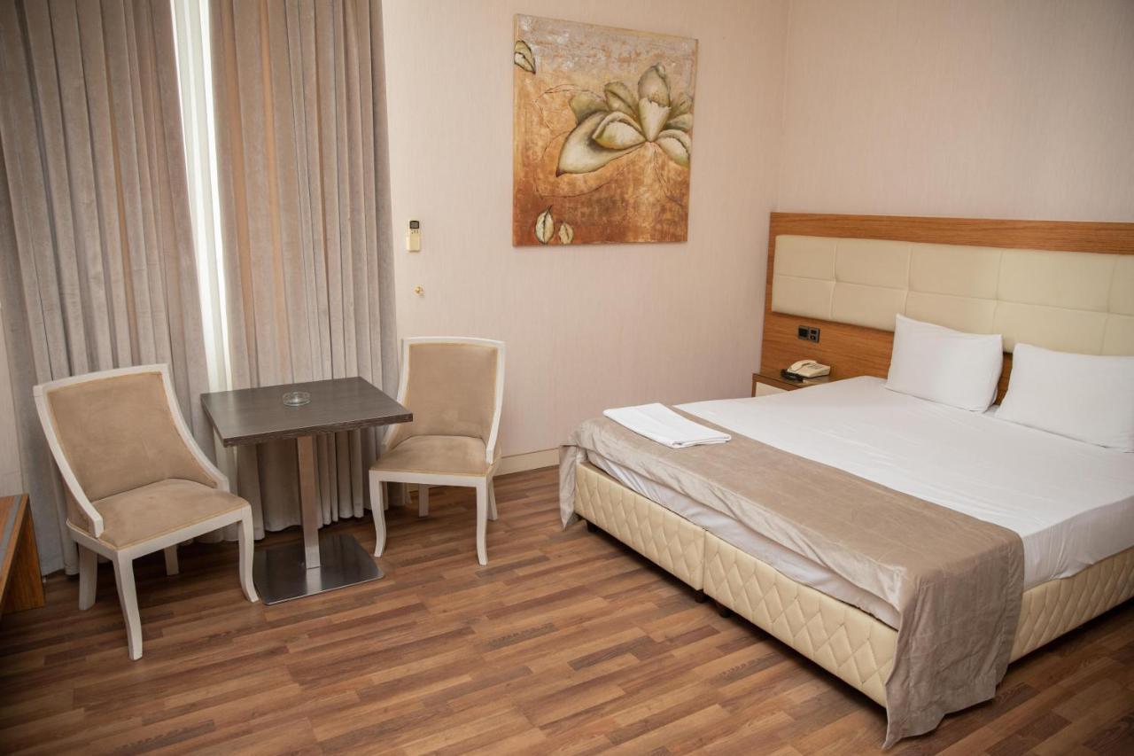 Hotel Empire Business Baku Bagian luar foto