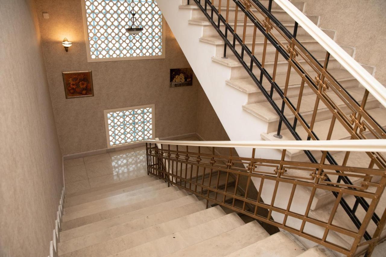 Hotel Empire Business Baku Bagian luar foto