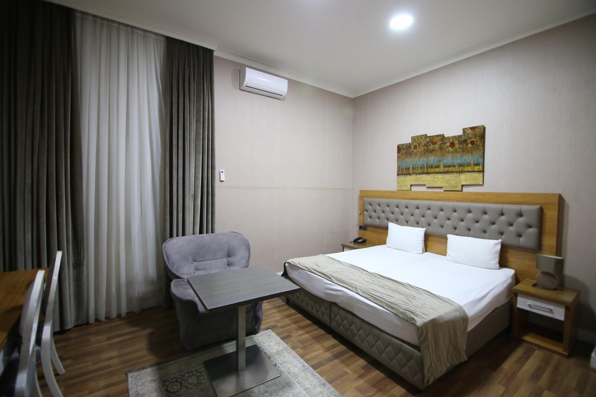 Hotel Empire Business Baku Bagian luar foto
